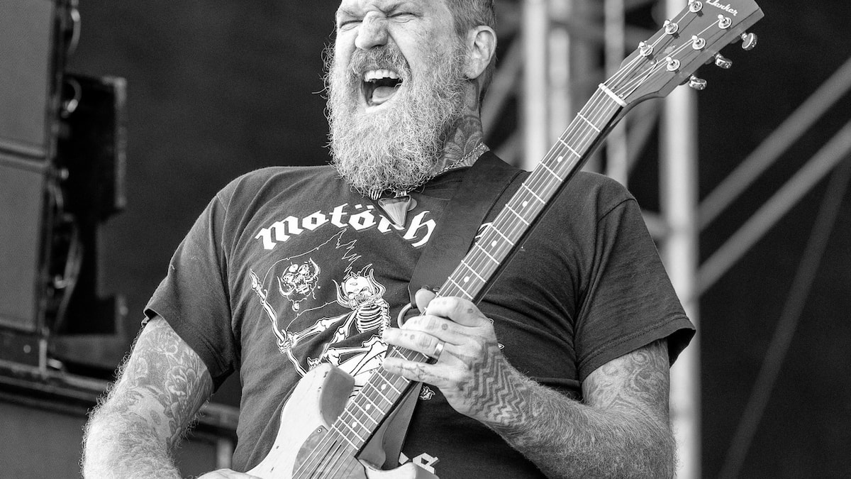 Bivši mastodonski gitaristički brent diže u motorskoj nesreći