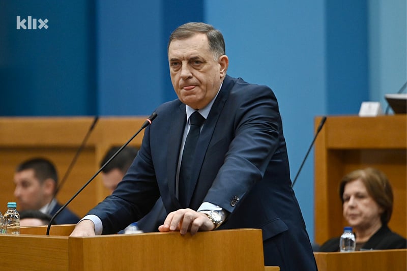 Dodik će se obratiti NSRS-u kao predsjednik, Stevandić navodi da nije obaviješten o oduzimanju mandata