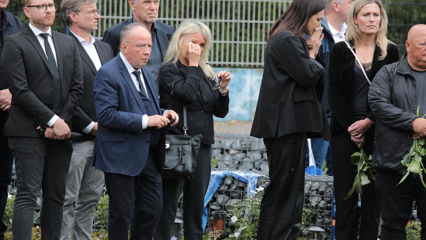 Ulli potofski (†): Esther Sedlaczek plače za nju “Television tata”