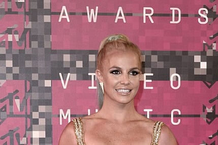 Britney Spears ponovo šokira: Objavila fotografiju na kojoj pozira potpuno gola