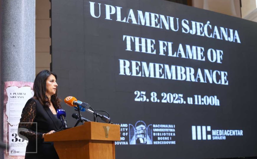 U plamenu sjećanja: Obilježene 33 godine od spaljivanja Vijećnice i Nacionalne biblioteke