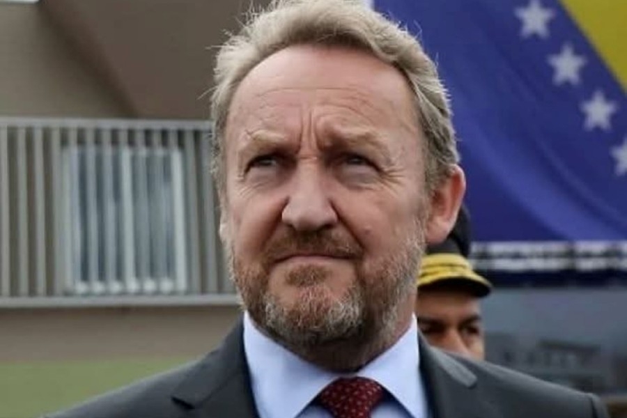 BAKIR IZETBEGOVIĆ NAJAVIO KANDIDATURU I IZAZVAO KONAKOVIĆA: Kandiduj se za člana Predsjedništva BiH pa ćemo voditi debatu na bilo kojoj televiziji