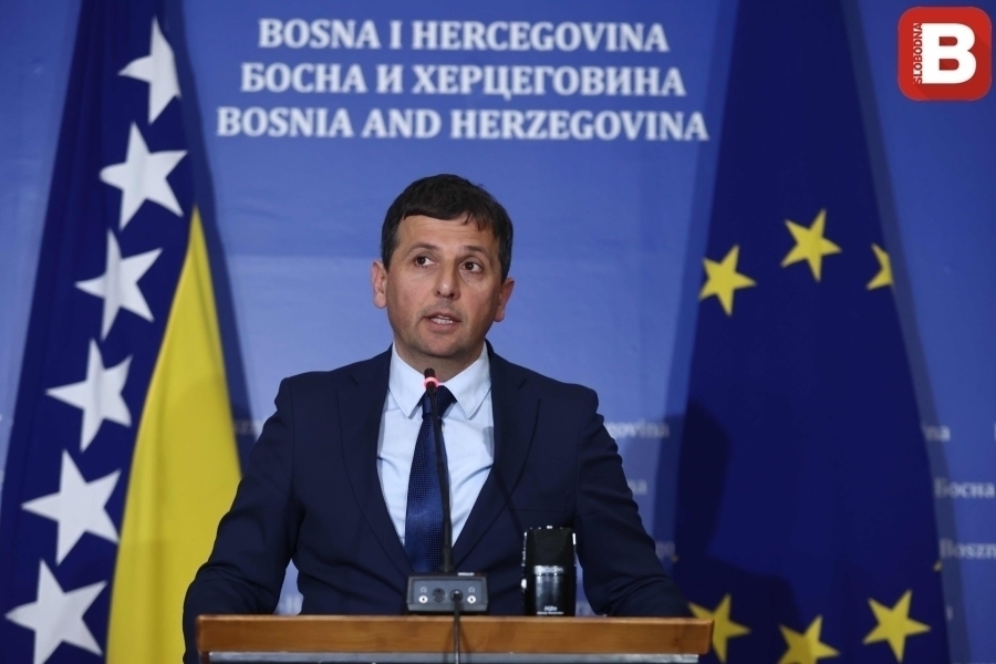 ‘SB’ INTERVJU / NEBOJŠA VUKANOVIĆ, ZASTUPNIK U NSRS-u: ‘Kako se Dodiku primiče kraj vladavine, on je sve gori i gori; Na vanrednim izborima, SDS bi trebao…’