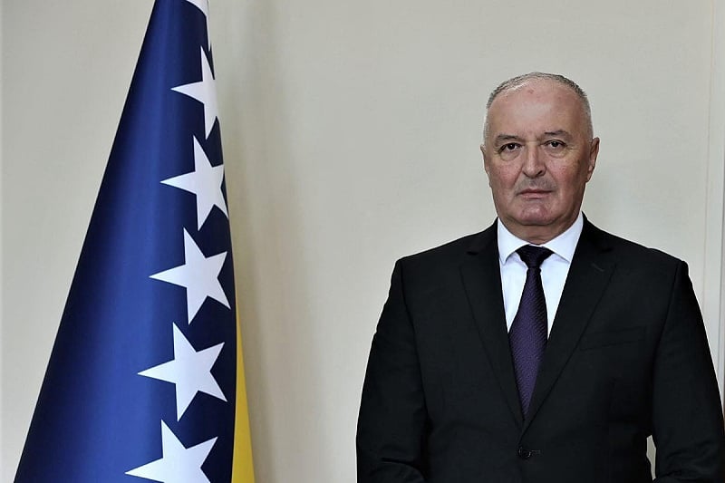 Helez o diskriminaciji Bošnjaka prilikom zapošljavanja: Konkursi se selektivno puštaju u proceduru