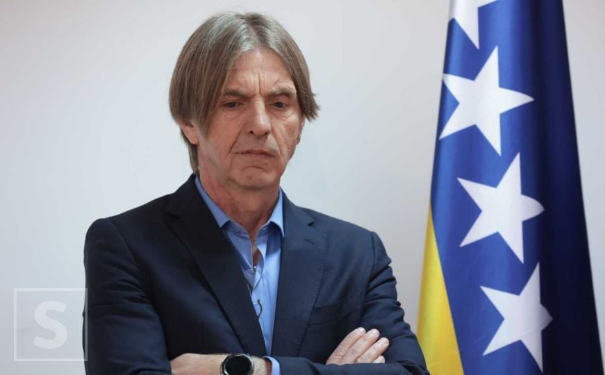 Kojović poručio Čoviću: ‘Prošlo je vrijeme kada smo mogli sjesti i glumiti da se ništa nije desilo’
