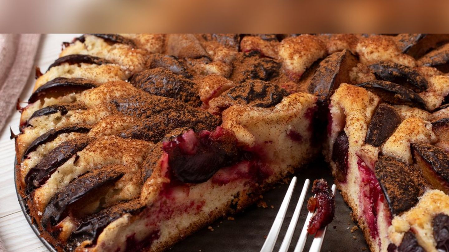 Sezonske pecive: Voćna torta od šljive za poznavanje