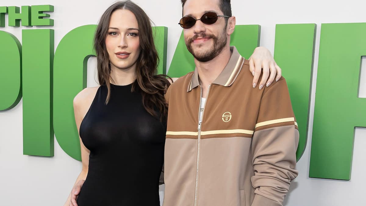 Djevojka Pete Davidson Elsie Hewitt pokazuje da rastući bebi