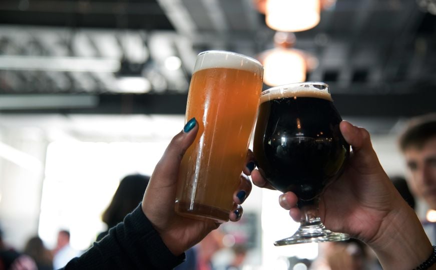 Koje piće više šteti zdravlju – pivo ili gazirani sokovi?