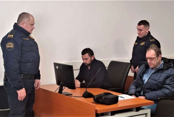 Emir Selimović negirao krivicu za ubistvo supruge i sina (13)