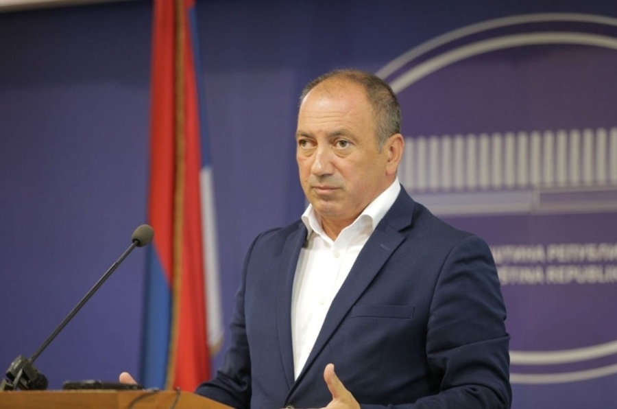 IGOR CRNADAK IMA PITANJE ZA MINIĆA: ‘Ko vam je čestitao, ko će vas posjetiti? Prestanite ovu opasnu igru…’