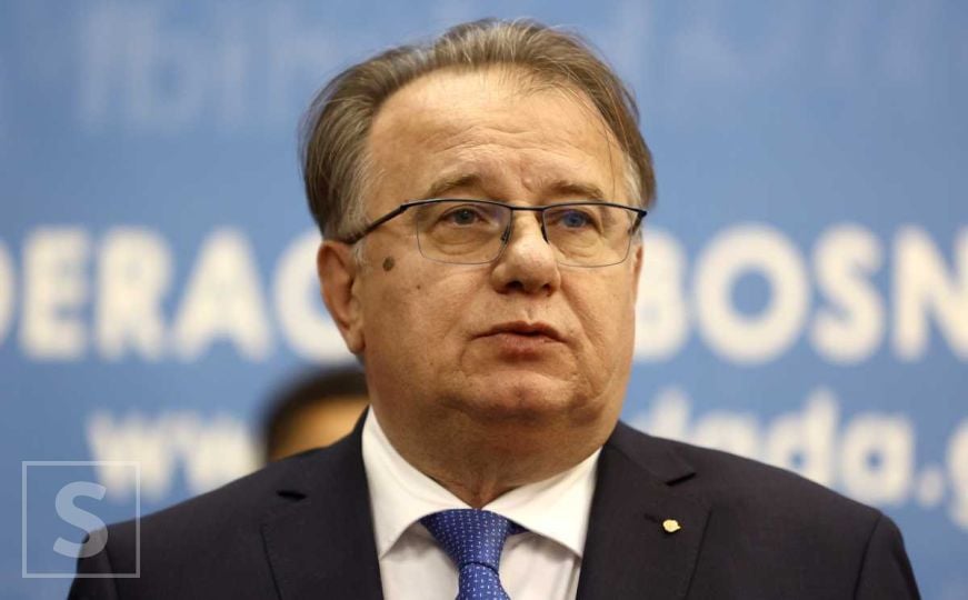 Nikšić dobio obećanje od Vučića: Blokada izvoza baruta za BiH će biti ukinuta u narednih 48 sati
