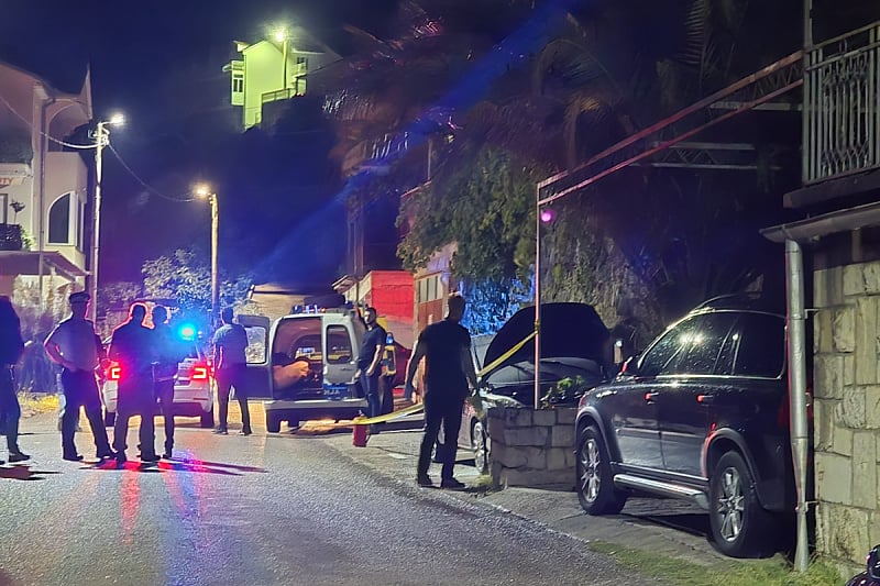 Nebojši Vukanoviću ponovo zapaljen automobil ispred porodične kuće