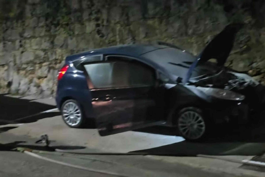 UŽAS U TREBINJU: Ponovo zapaljen automobil Nebojše Vukanovića – ‘Hvala ti Milorade!’ (FOTO, VIDEO)