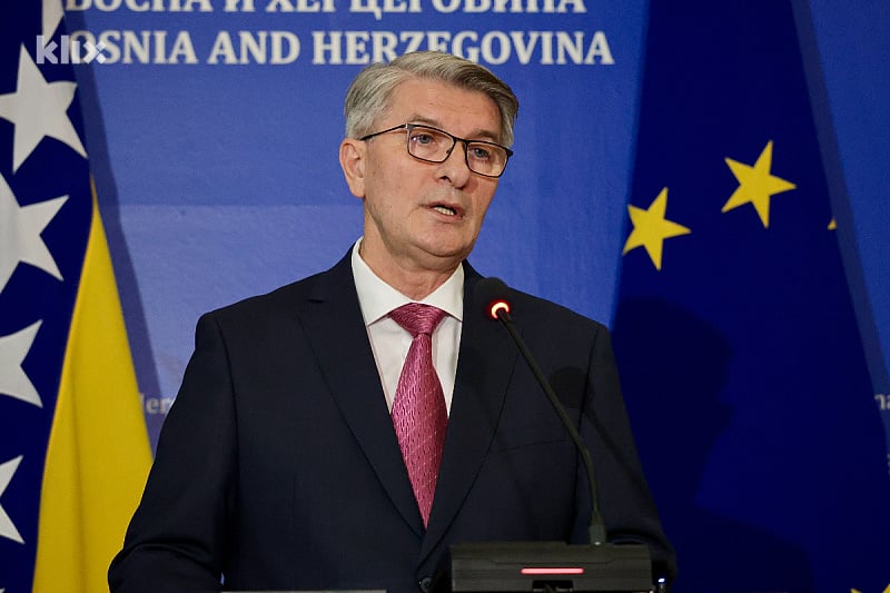 Mehmedović: Nad Bošnjacima se provodi aparthejd, konkursne procedure su namještene
