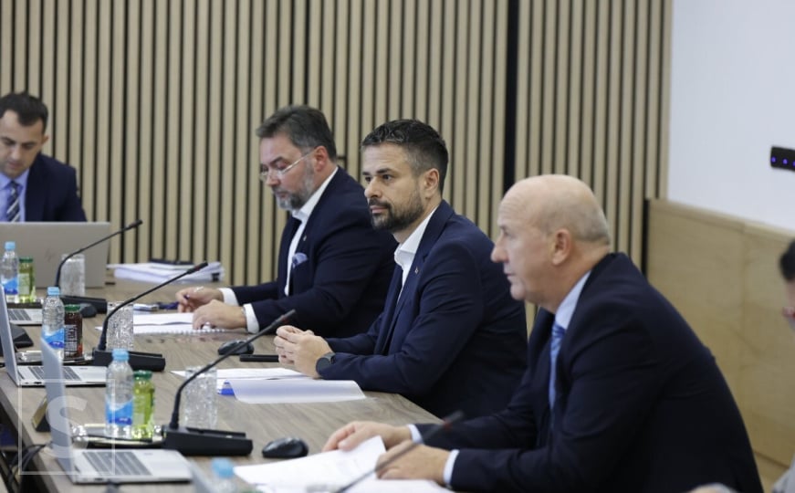 Ministri iz SNSD-a protiv usvajanja Reformske agende: Sve zbog slovenskih sankcija Dodiku