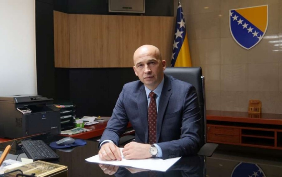 PREMIJER PIVIĆ NAJOŠTRIJE OSUDUO SKRAVLJENJE PRAVOSLAVOG GROBLJA: Vlada ZDK spremna finansirati sanaciju štete